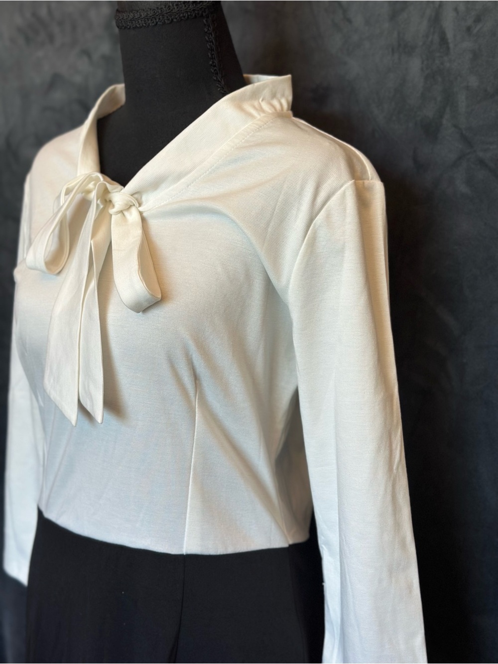 Tie-Neck Long Sleeve Blouse in Cream